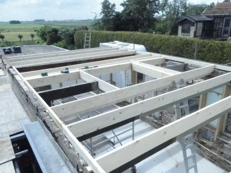 De bovenverdieping is uitgelijnd